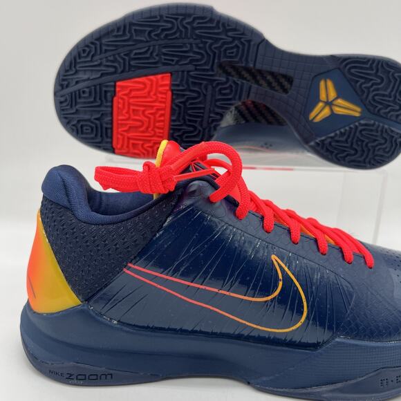 Mens Size 7.5 / Womens 9 Nike Kobe 5 x Caitlin Clark Midnight Navy IM3207 400 main image 3